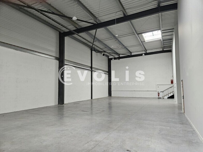 6-8 Rue Ambroise Croizat, Palaiseau à louer - Photo de l’immeuble – Image 3 sur 9