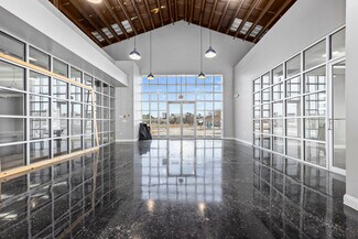 Plus de détails pour 498 SW Ring Ct, Lake City, FL - Bureau à louer