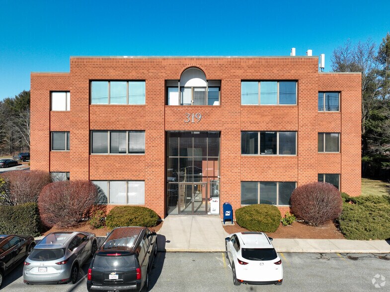 319 Littleton Rd, Westford, MA à louer - Photo principale – Image 1 sur 19