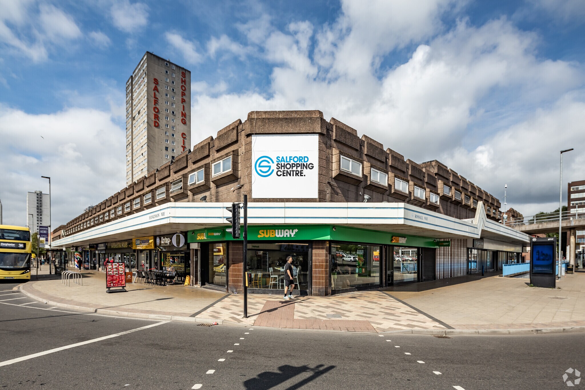 Pendleton Way, Salford à louer Photo de l’immeuble– Image 1 sur 9