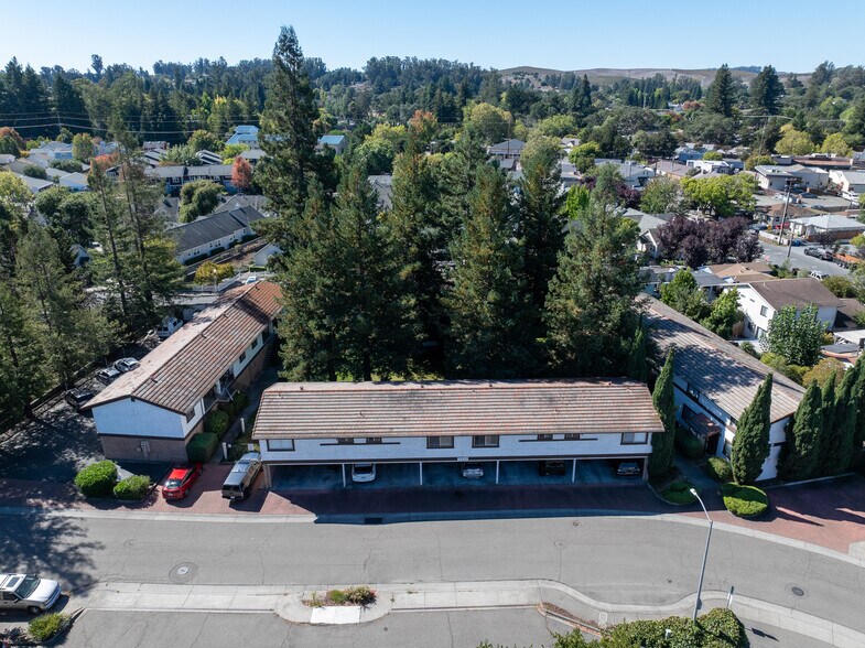 7111 Marsh Way, Cotati, CA à vendre - Photo principale – Image 1 sur 18