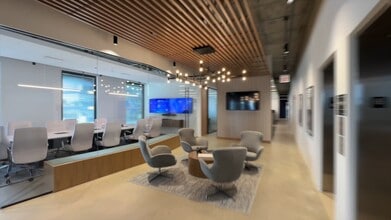 732 W Randolph St, Chicago, IL à louer - Vidéo sur l’annonce professionnelle 