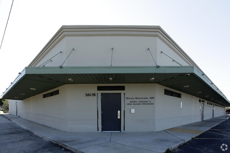 1608 S New Braunfels Ave, San Antonio, TX à louer - Photo de l’immeuble – Image 3 sur 3