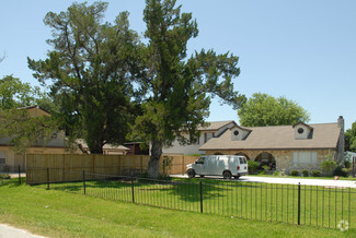 Plus de détails pour 4106 Coon St, Bacliff, TX - Logement à vendre