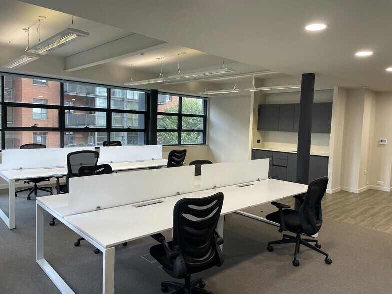 2 Commercial St, Manchester à louer - Photo de l’immeuble – Image 2 sur 7