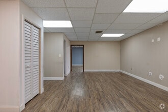 540 NW 165th St, Miami, FL à louer Photo intérieure– Image 2 sur 7