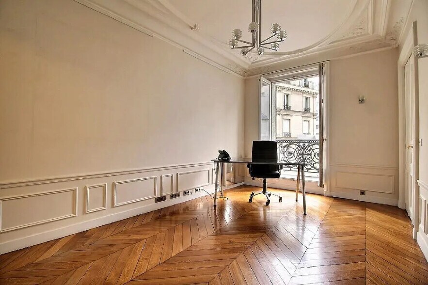 Bureau dans Paris à louer - Photo de l’immeuble – Image 2 sur 8