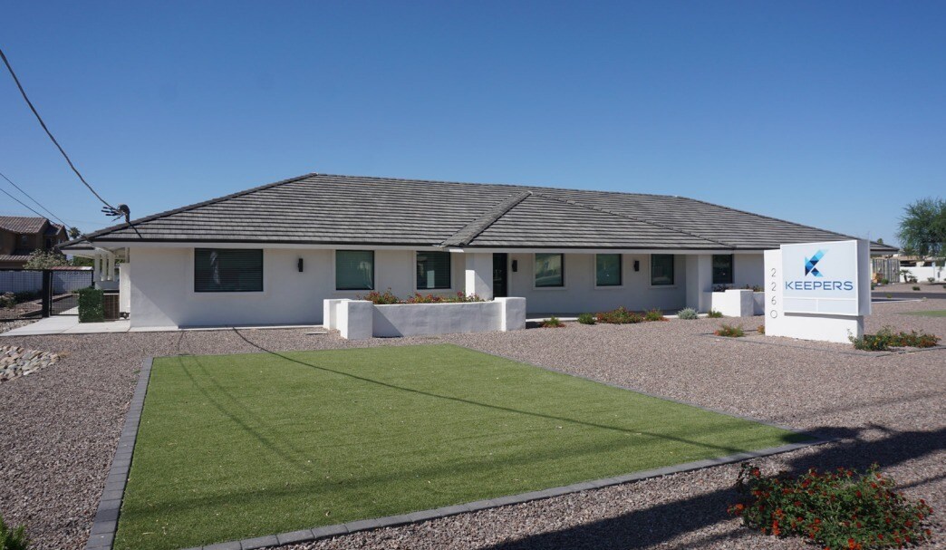 2260 E University Dr, Mesa, AZ à louer Photo de l’immeuble– Image 1 sur 12