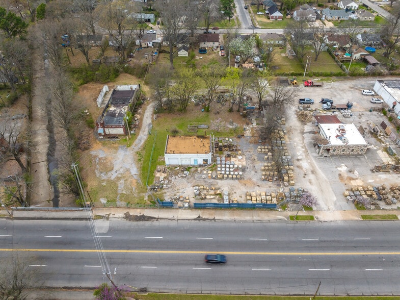 1575 Cherry Rd, Memphis, TN à vendre - Photo de l’immeuble – Image 3 sur 3