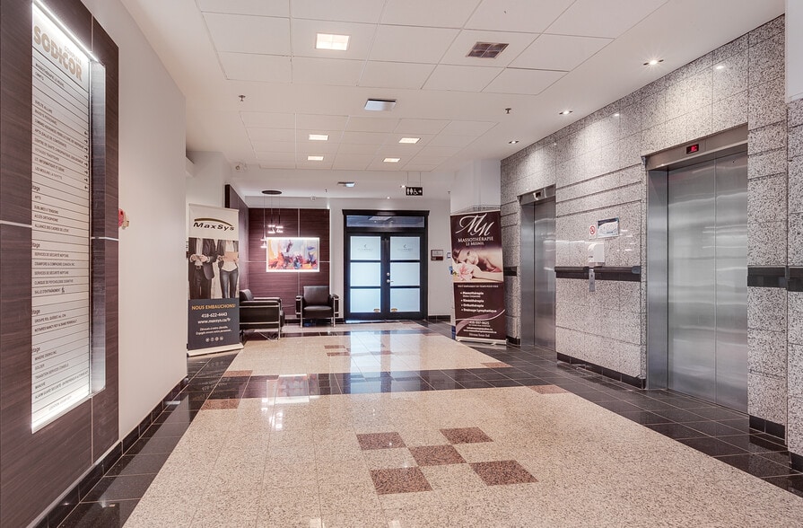 1305 Boul Lebourgneuf, Québec, QC à louer - Photo intérieure – Image 3 sur 6