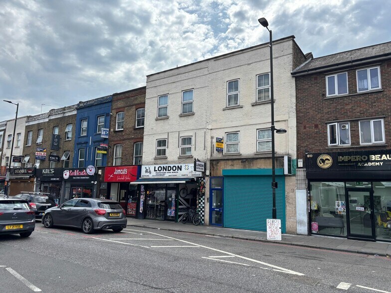 82-84 Seven Sisters Rd, Londres à vendre - Photo de l’immeuble – Image 2 sur 8