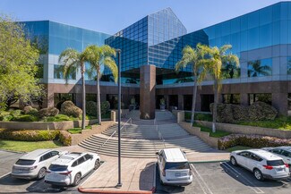 Plus de détails pour 3 Pointe Dr, Brea, CA - Bureau à louer