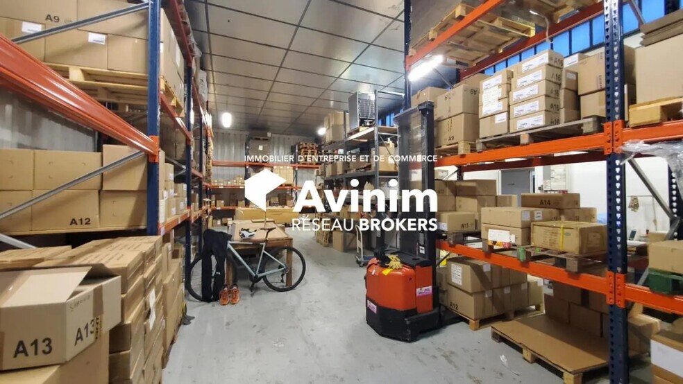 Industriel/Logistique dans Annecy à louer - Photo intérieure – Image 2 sur 7