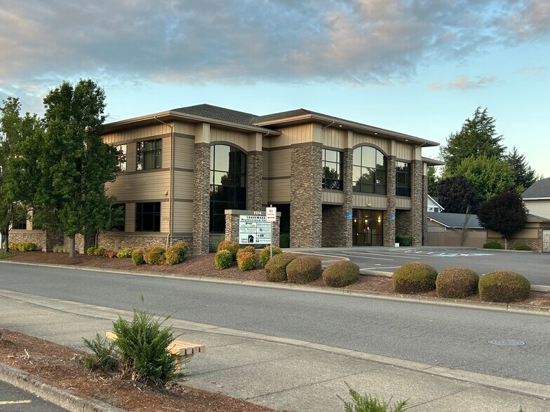 1174 NW Cornucopia St, Salem, OR à louer - Photo de l’immeuble – Image 2 sur 8