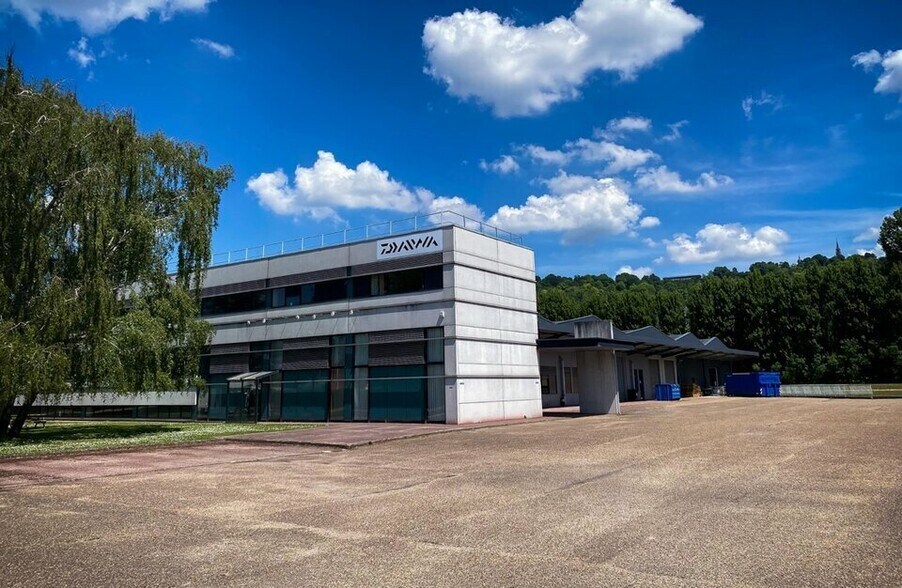 Industriel/Logistique dans Sotteville-lès-Rouen à louer - Photo de l’immeuble – Image 2 sur 4