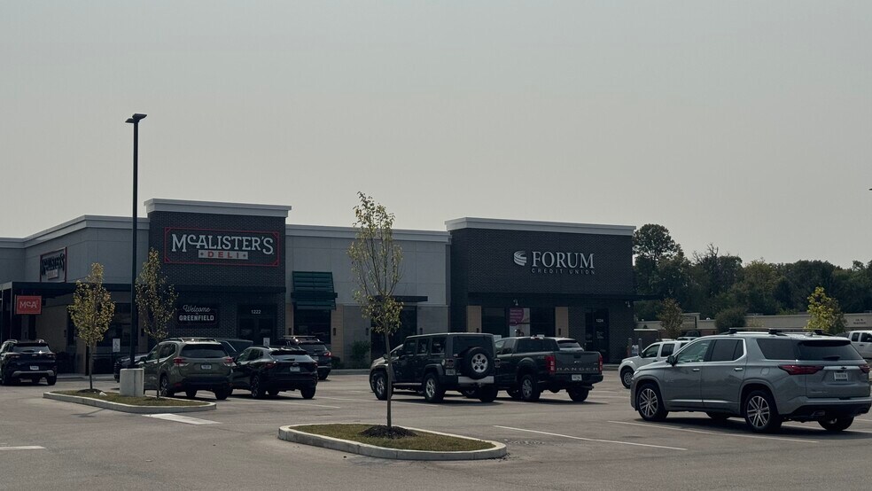 1222-1346 N State St, Greenfield, IN à louer - Photo de l’immeuble – Image 3 sur 8