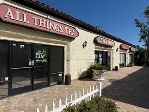330-390 N Lantana St, Camarillo, CA à louer Photo intérieure– Image 2 sur 5