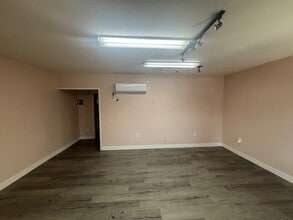 609 W 6th St, Corona, CA à louer Photo intérieure– Image 1 sur 3