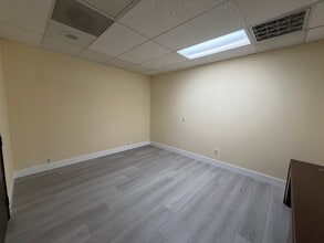 6151 Fair Oaks Blvd, Carmichael, CA à louer Photo intérieure– Image 2 sur 7