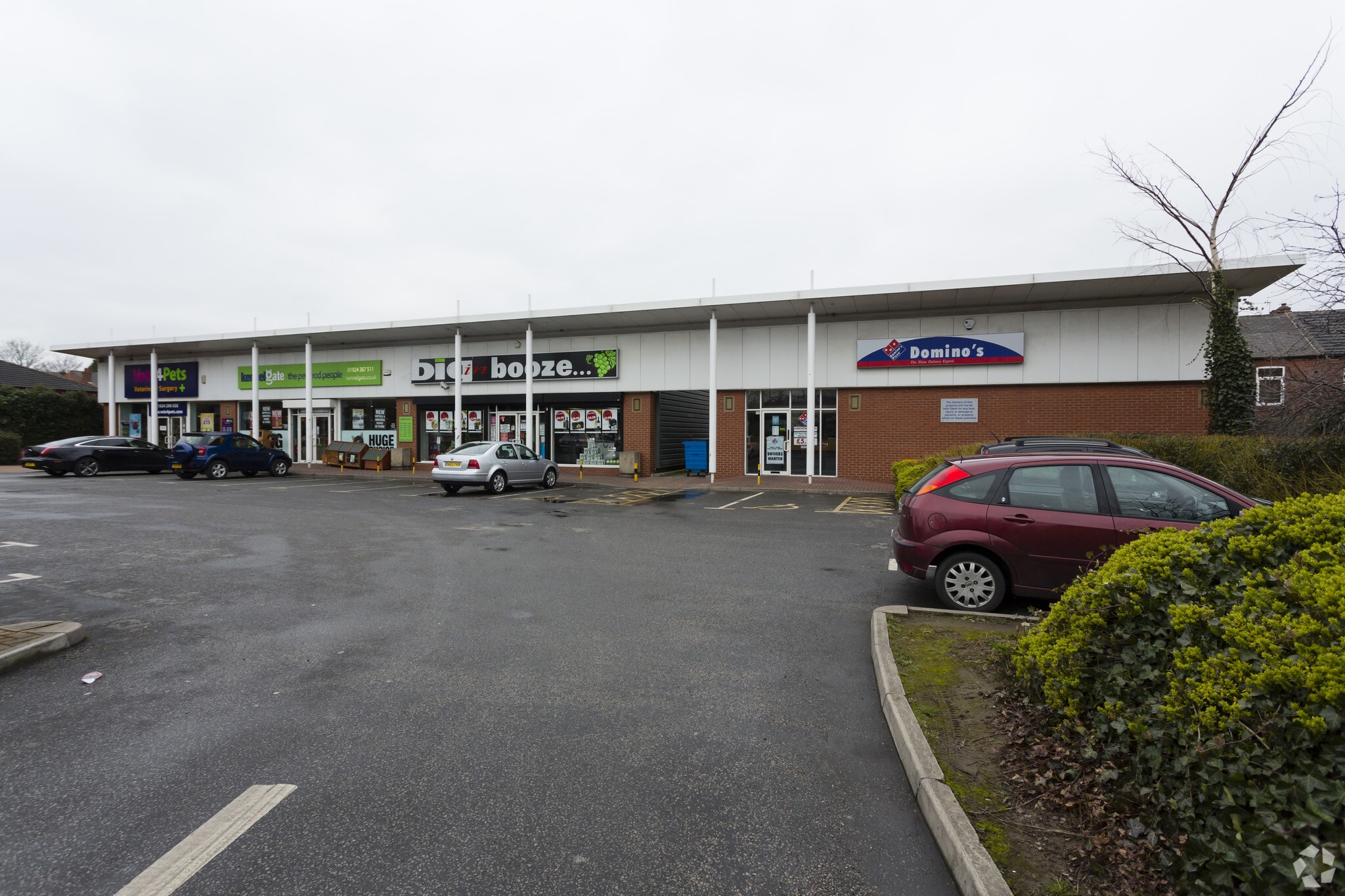 106-118 Horbury Rd, Wakefield à louer Photo principale– Image 1 sur 4