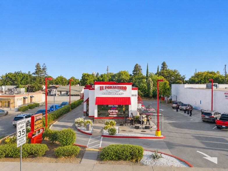 808 Colusa Ave, Yuba City, CA à vendre - Photo de l’immeuble – Image 2 sur 6