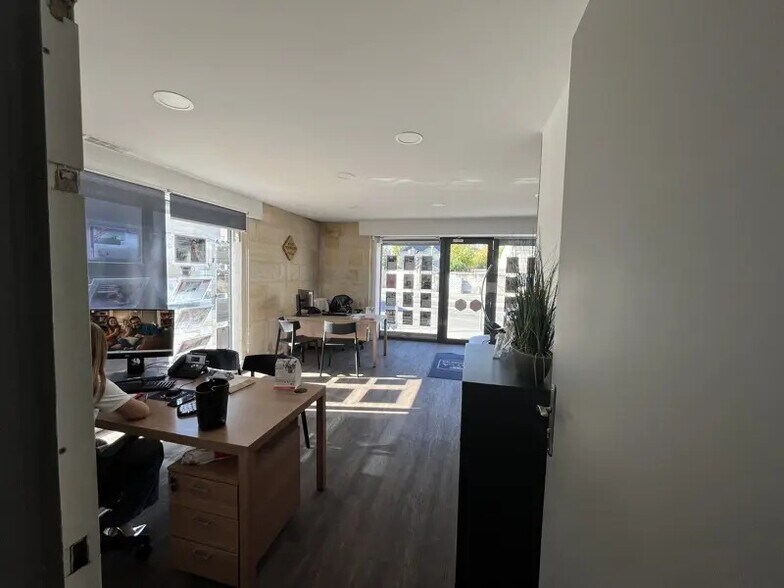 Local commercial dans Talence à vendre - Photo de l’immeuble – Image 3 sur 6