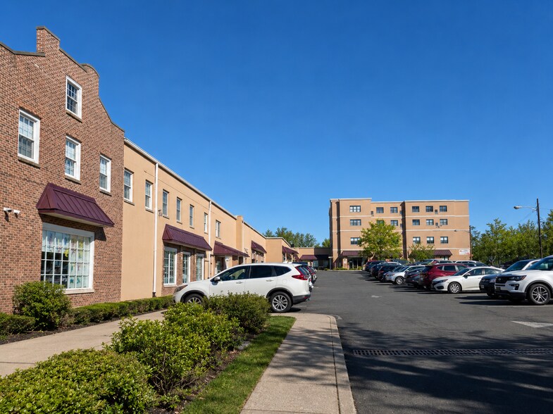 1672-1676 North Olden Ave & 1571 6th St portefeuille de 3 biens à vendre sur LoopNet.fr - Photo de l’immeuble – Image 3 sur 15