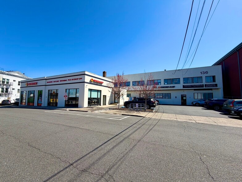 124 Palmer Ave, Mamaroneck, NY à vendre - Photo de l’immeuble – Image 3 sur 5
