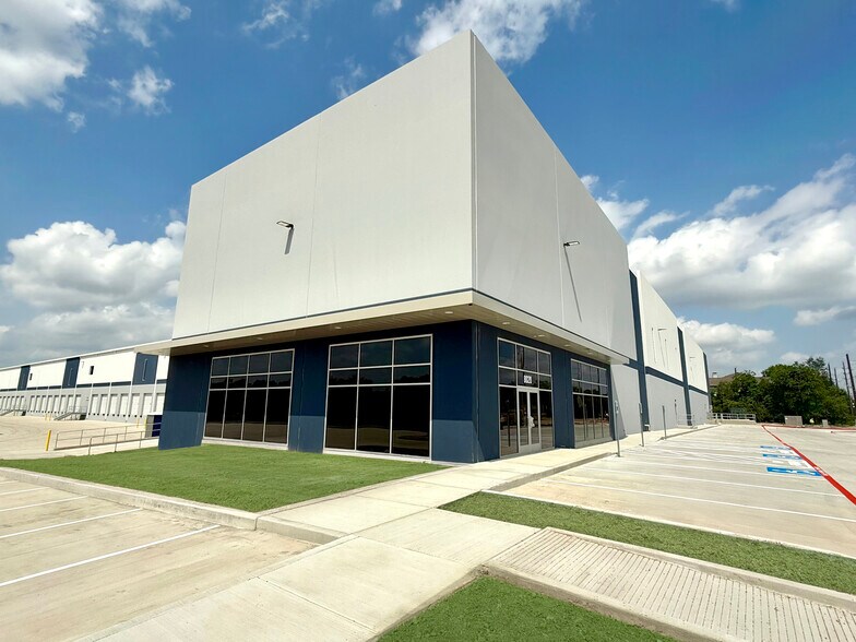 8020 Northcourt Rd, Houston, TX à louer - Photo de l’immeuble – Image 1 sur 1