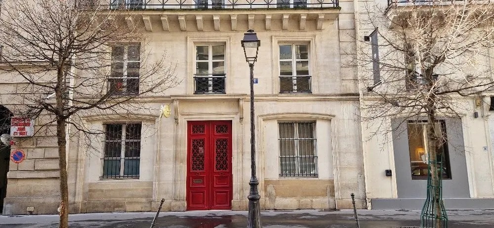 Bureau dans Paris à louer Photo de l’immeuble– Image 1 sur 9