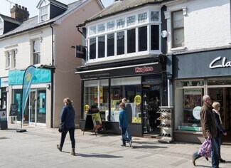 Plus de détails pour 71 Hamilton Rd, Felixstowe - Local commercial à louer