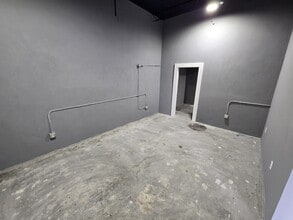 1128 N Federal Hwy, Hollywood, FL à louer Photo intérieure– Image 2 sur 11