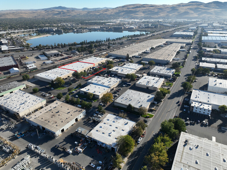 600-656 Dunn Cir, Sparks, NV à louer - Photo de l’immeuble – Image 1 sur 5
