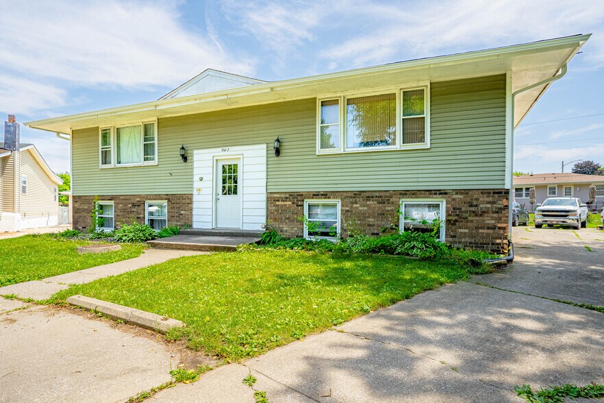 5107 W 77th Ct, Schererville, IN à vendre - Photo principale – Image 1 sur 7