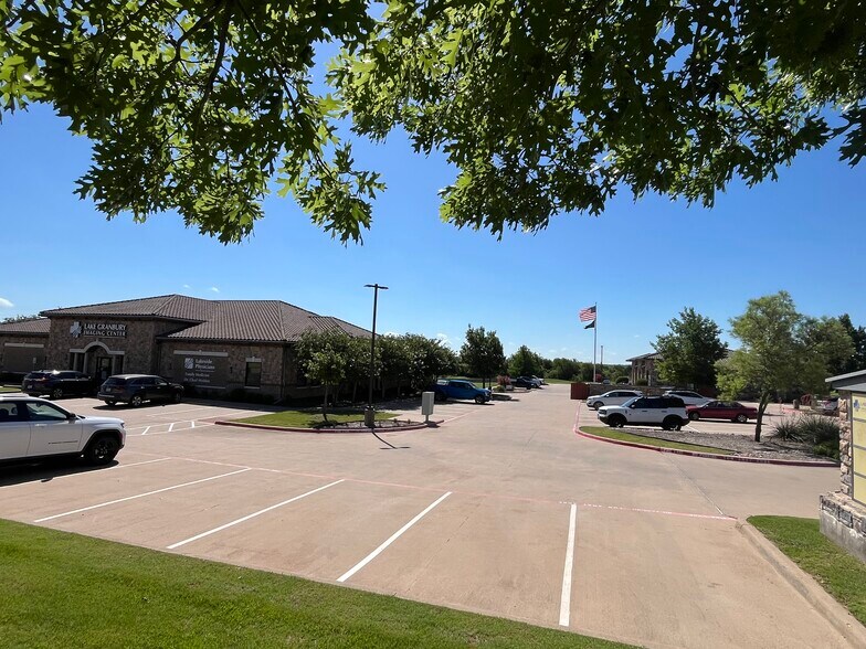 1220 Paluxy Medical Cir, Granbury, TX à vendre - Photo de l’immeuble – Image 3 sur 22