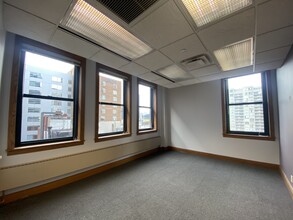 500 N Dearborn St, Chicago, IL à louer Photo intérieure– Image 2 sur 10