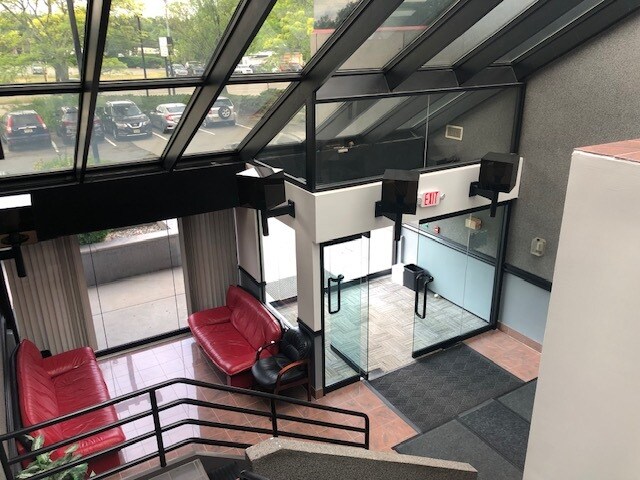 322 Route 46, Parsippany, NJ à louer - Hall d’entrée – Image 2 sur 5