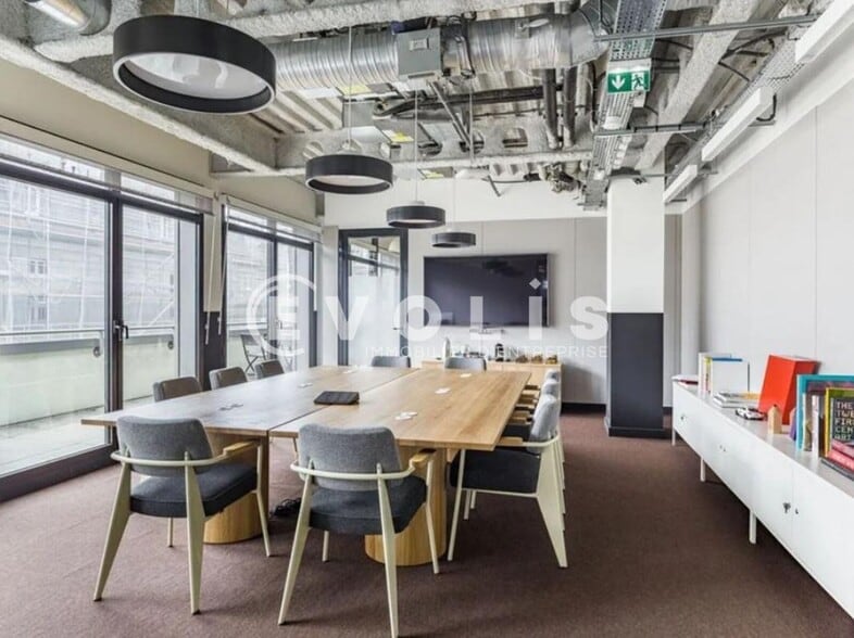 Bureau dans Paris à louer - Photo de l’immeuble – Image 2 sur 10