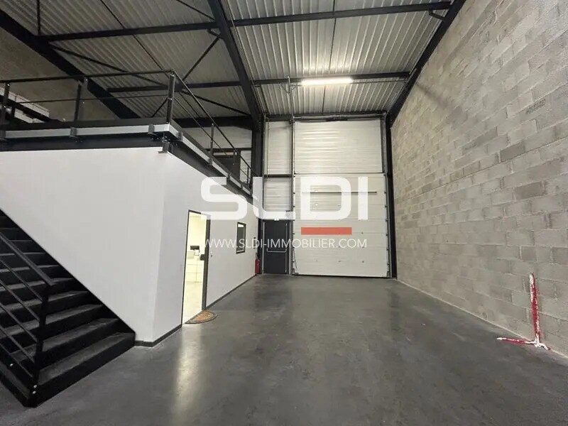 420 Rue Gabriel Voisin, Villefranche-sur-Saône à louer Photo intérieure– Image 1 sur 13
