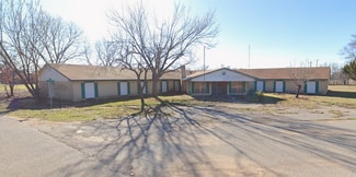 Plus de détails pour 600 E California Ave, Walters, OK - Santé à vendre