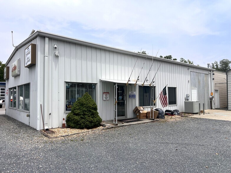 5195 George Washington Memoria Hwy, Gloucester, VA à louer - Photo de l’immeuble – Image 2 sur 6