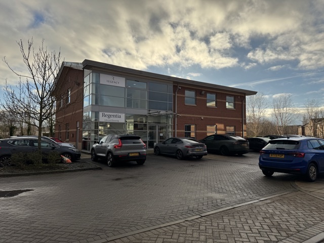 Calder Close, Wakefield à louer - Photo de l’immeuble – Image 2 sur 3