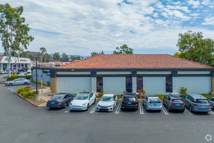 12312 Poway Rd, Poway, CA à vendre - Photo de l’immeuble – Image 2 sur 4