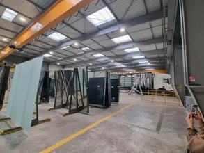 Local d’activités dans Compans à louer Photo intérieure– Image 2 sur 5