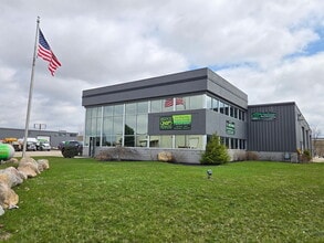 750 Industrial Dr, Clare, MI à vendre Photo intérieure– Image 1 sur 22