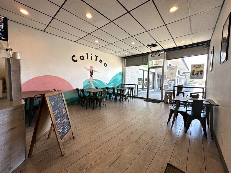 10741 South St, Cerritos, CA à louer - Photo intérieure – Image 3 sur 14