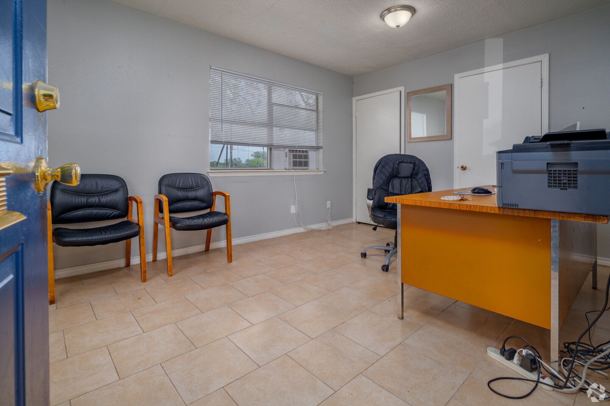 1306 E Broadway St, Cuero, TX à vendre Photo de l’immeuble– Image 1 sur 17