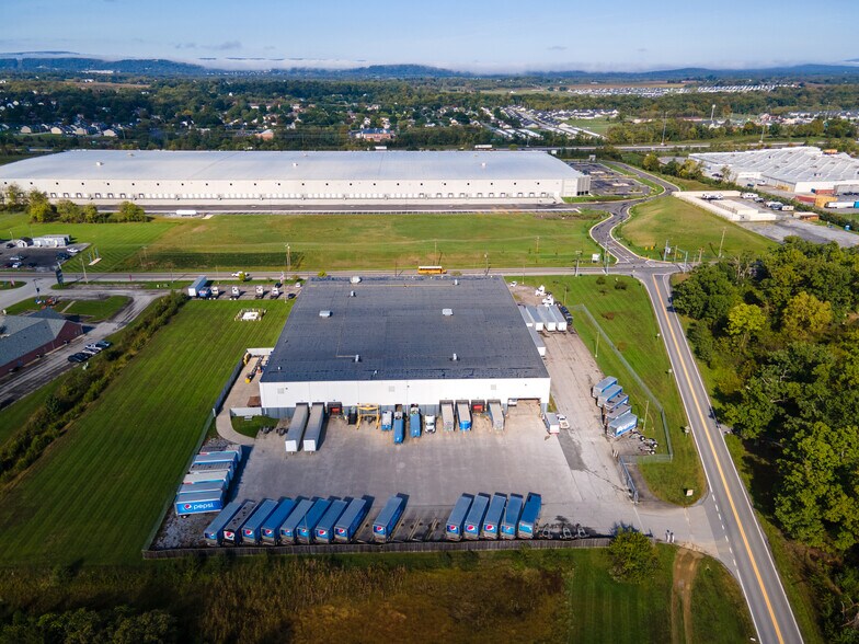 5158 Williamsport Pike, Martinsburg, WV à louer - Photo de l’immeuble – Image 3 sur 14