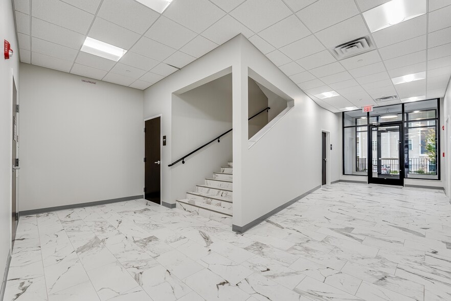 1274 Osgood St, North Andover, MA à louer - Photo intérieure – Image 2 sur 26