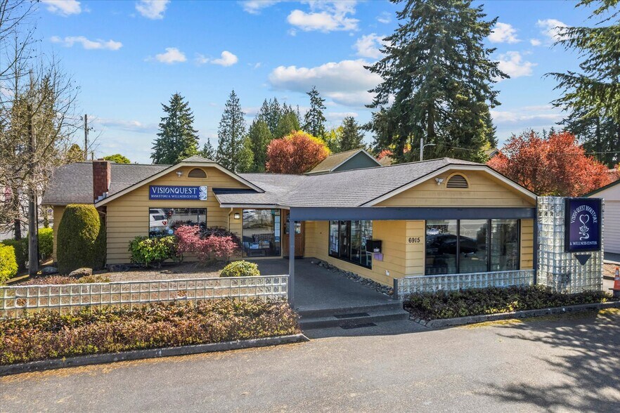 6915 Evergreen Way, Everett, WA à vendre - Photo de l’immeuble – Image 1 sur 35